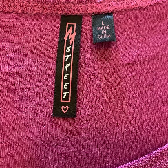 M Street Women's Fushia Front Button Closure Cutout Detail Layered Top Size L - Picture 8 of 10